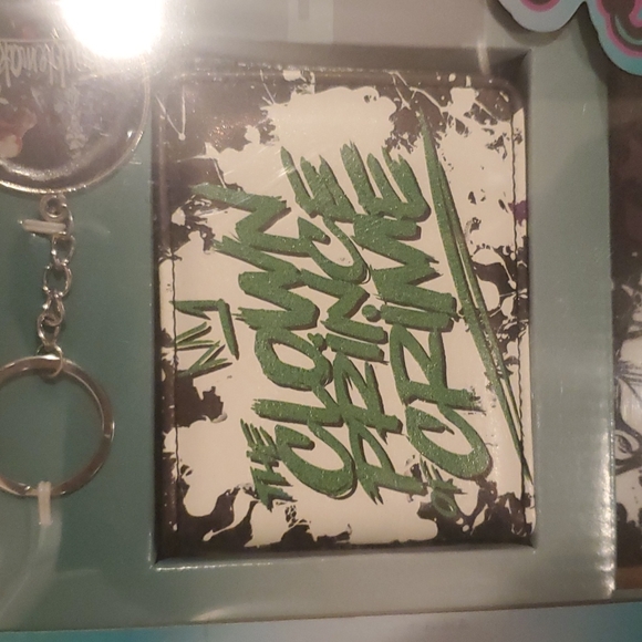 DC Joker Collectors Set - 4 Piece Brand New - Picture 2 of 4